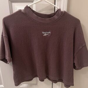 Reebok Large waffle tshirt in taupe brown
